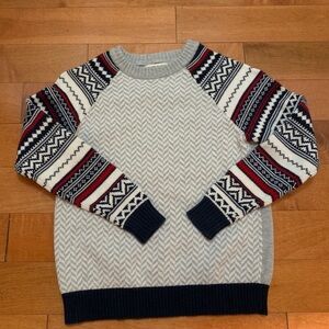 Cherokee grey sweater with Aztec pattern